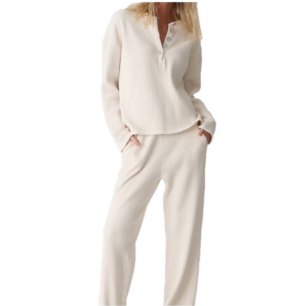 Electric & Rose Kate Thermal Sweatshirt and Tanner Pants Set - Picture 2 of 9